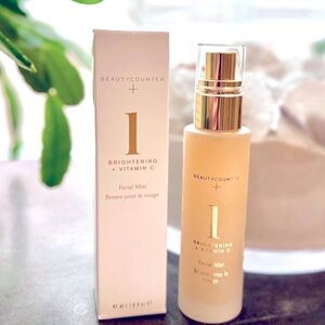 NIB Beautycounter Brightening + Vitamin C facial mist